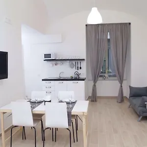 centro-storico-napoletano.hotels-amalfi.com/
